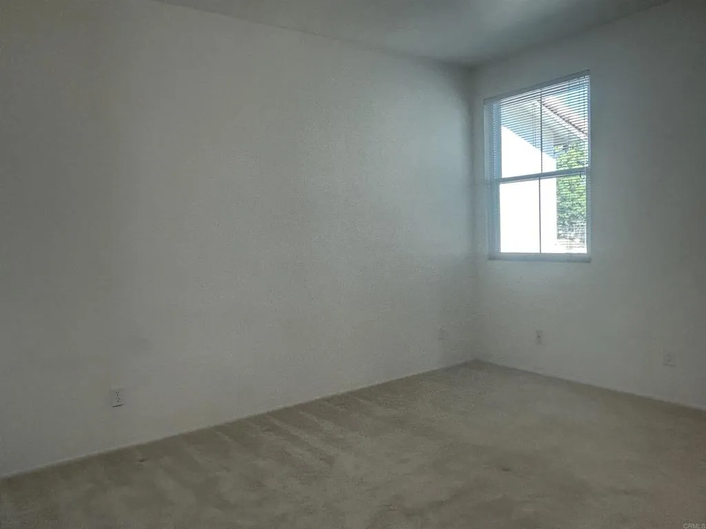 https://cdn.realtyfeed.com/cdn/127/306473608/03010d5cb67822f1ab20cc5c06b1063e.webp