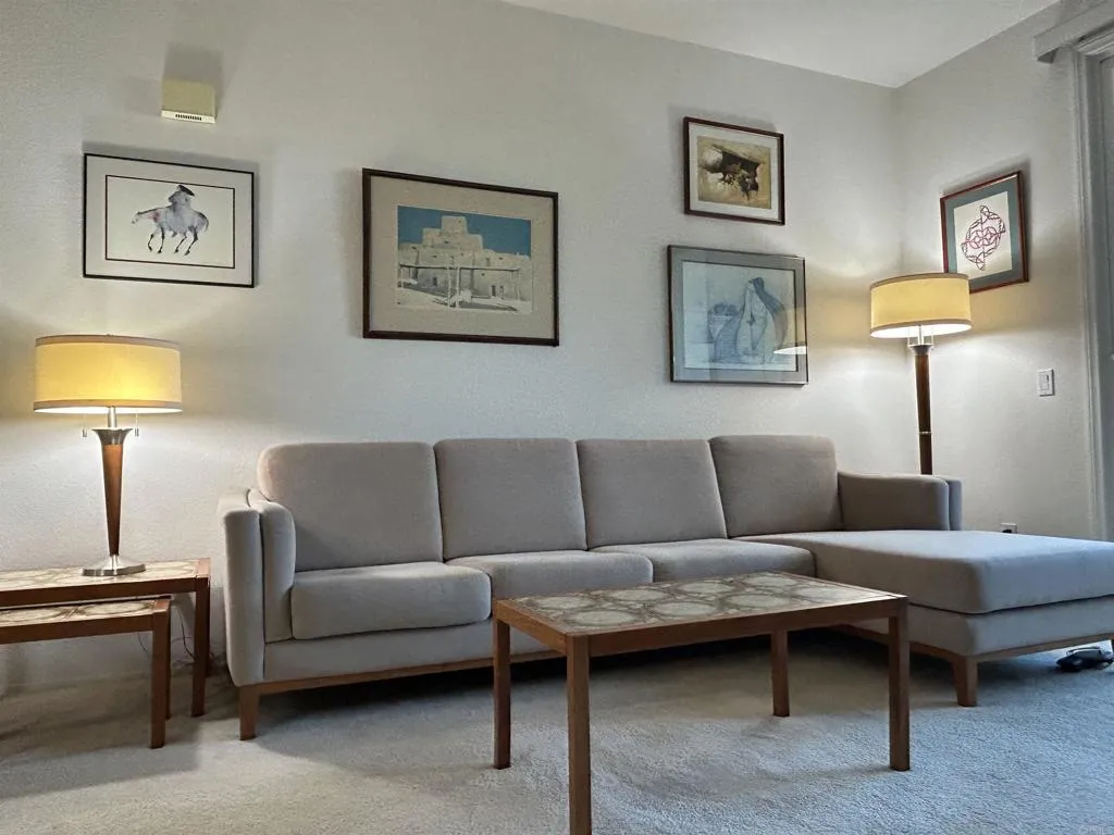 https://cdn.realtyfeed.com/cdn/127/306473608/1aac395e996dcca4d5f30d776d565c46.webp