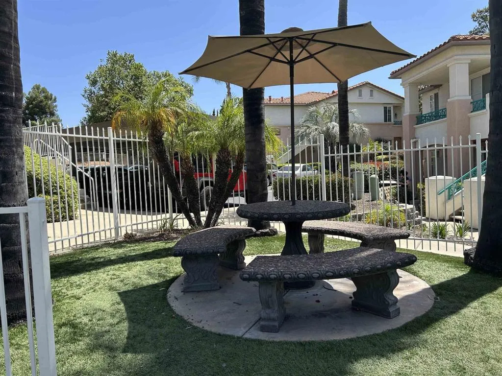 https://cdn.realtyfeed.com/cdn/127/306473608/28def2ee65a23ae5f21bfa1268837dc3.webp