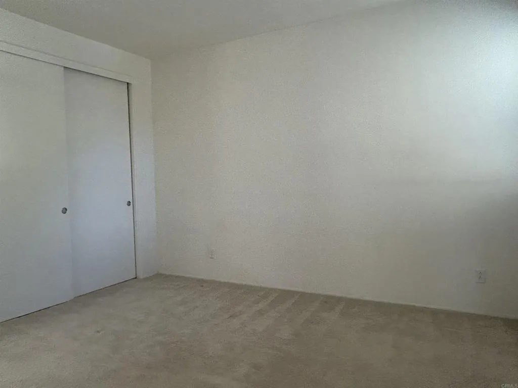 https://cdn.realtyfeed.com/cdn/127/306473608/3706df51577c6499f2eb2eed8dcbcc12.webp