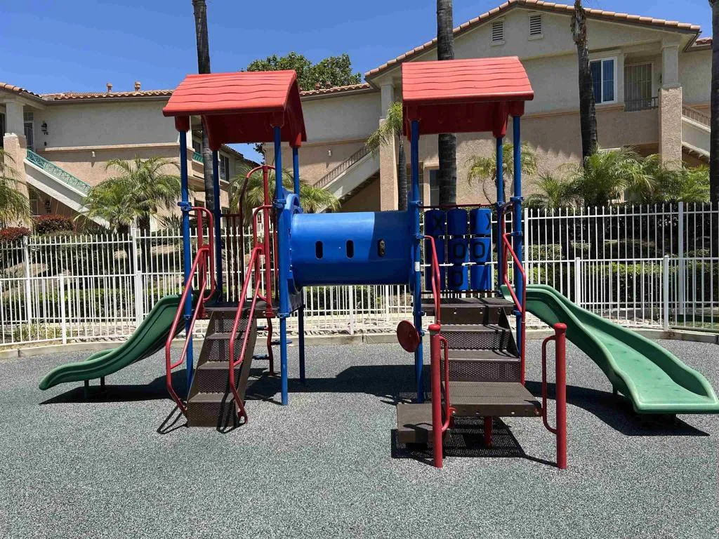 https://cdn.realtyfeed.com/cdn/127/306473608/98224994917c0468d8309c4bc3df7b8d.webp