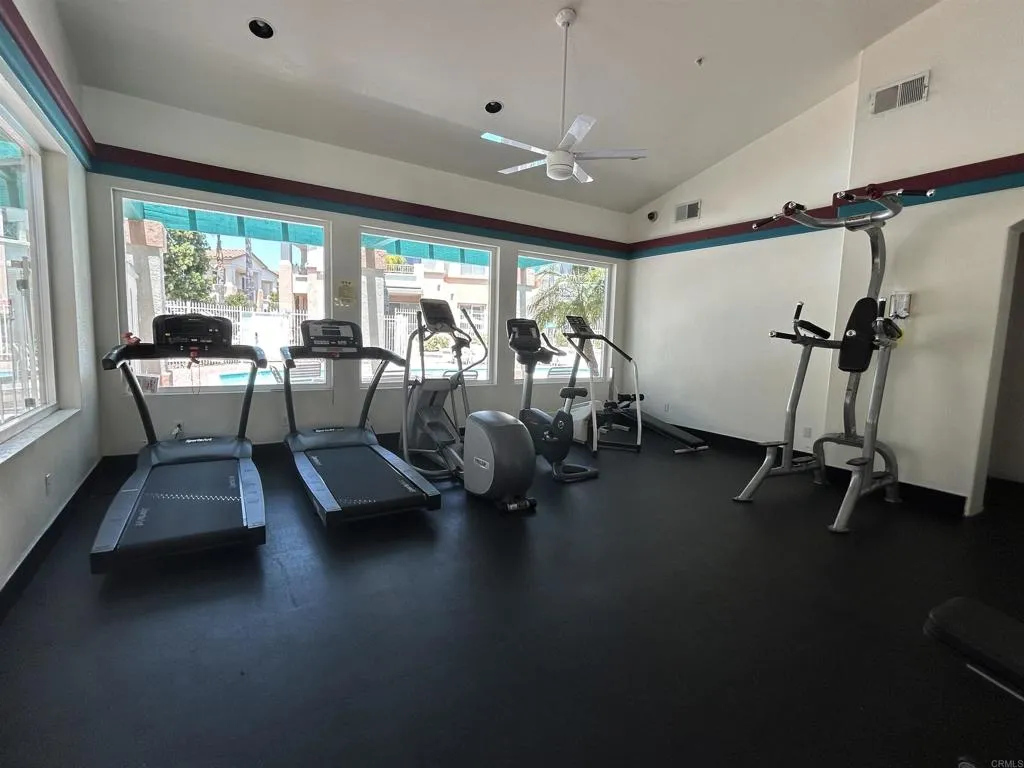 https://cdn.realtyfeed.com/cdn/127/306473608/b643e96ff2935a6966bba75e32c7e68f.webp