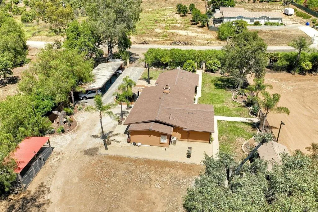 https://cdn.realtyfeed.com/cdn/127/306473854/4f96b68c996588eac8276cccccfef61c.webp