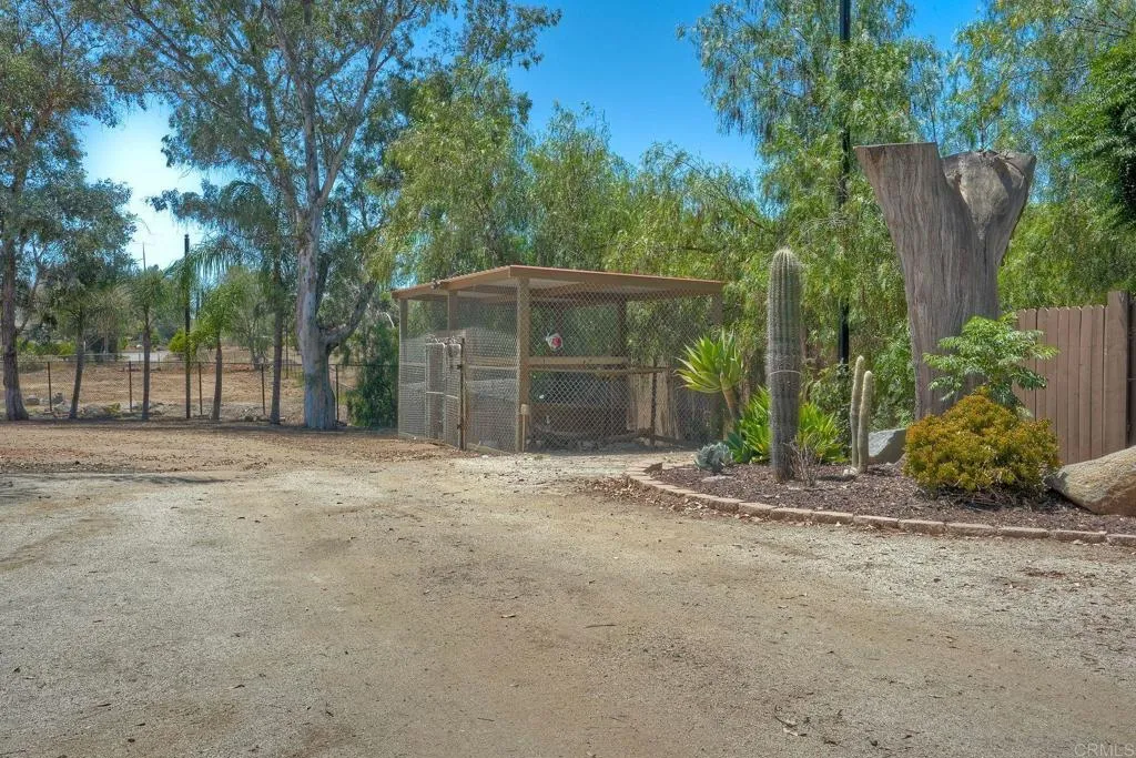 https://cdn.realtyfeed.com/cdn/127/306473854/9797cd6926b1ee166be60d9e49b1b598.webp