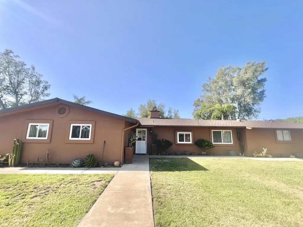 https://cdn.realtyfeed.com/cdn/127/306473854/c27f9d5ea17bcd72bd6d50cfa4a2d04d.webp