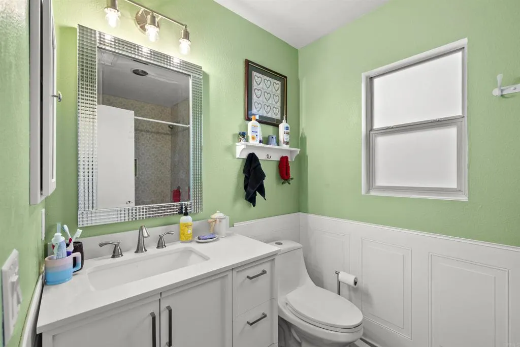 https://cdn.realtyfeed.com/cdn/127/306473905/6aa3495817adfd758675b24e49d053c9.webp