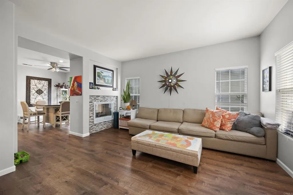 https://cdn.realtyfeed.com/cdn/127/306473905/8bbcf87294a5acbf44428fe6165f6a39.webp