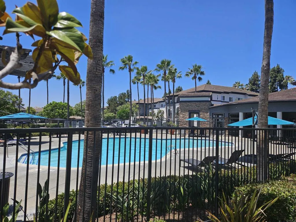 https://cdn.realtyfeed.com/cdn/127/306473905/cfb34d8d3b010238f855266498519ec3.webp