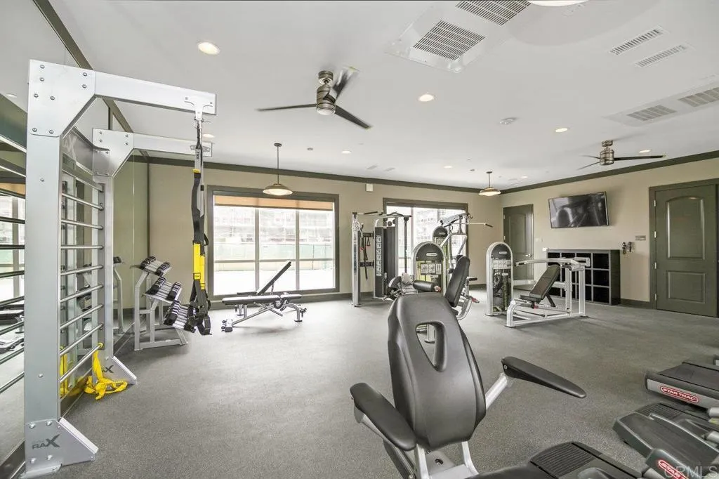 https://cdn.realtyfeed.com/cdn/127/306474135/8593043f05885205f071dc462003b02f.webp