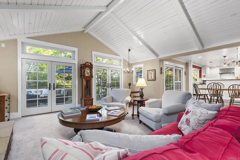 https://cdn.realtyfeed.com/cdn/127/306474215/64e198067b0447d682c36f4ee173ca15.webp