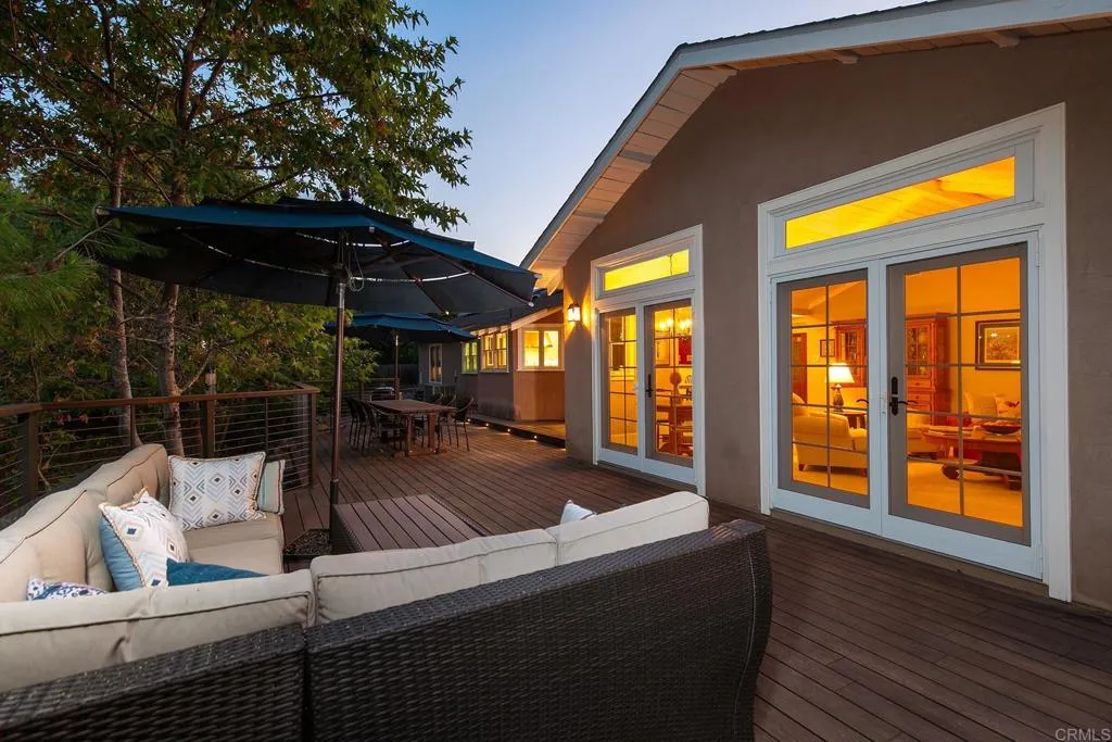 https://cdn.realtyfeed.com/cdn/127/306474215/754392bd28445785712a1554b22ad34d.webp