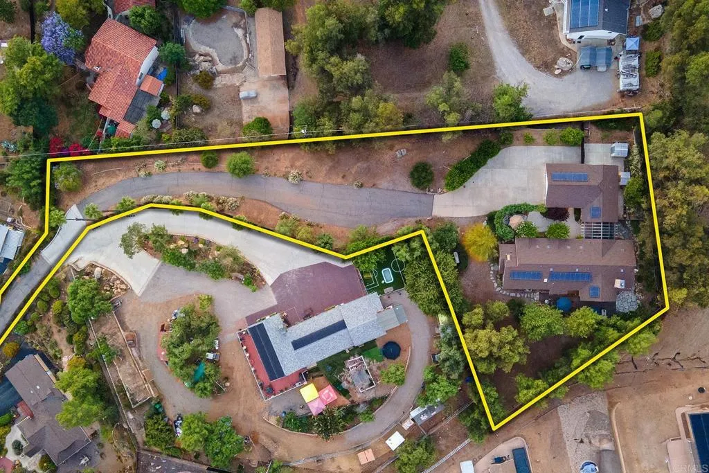 https://cdn.realtyfeed.com/cdn/127/306474215/cb1a99f2c7eae501d94f3520a4ab02c2.webp