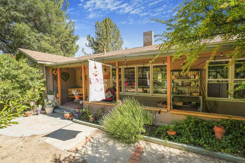 29012 Oak Lane, Pine Valley, CA 91962