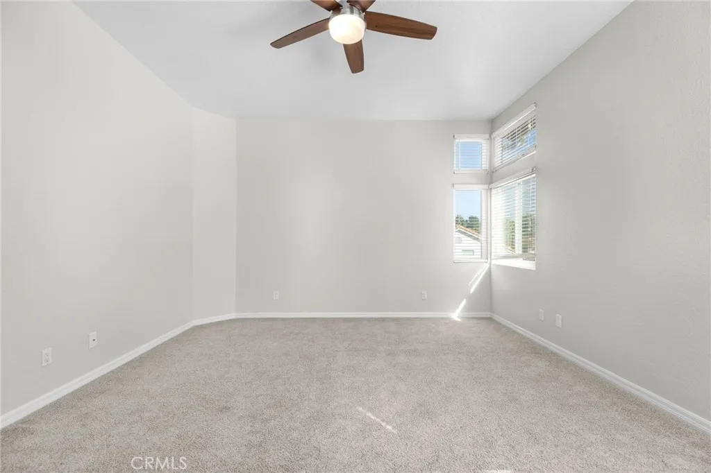 https://cdn.realtyfeed.com/cdn/127/306474408/6789842c43869be1026d3150e2c243f3.webp