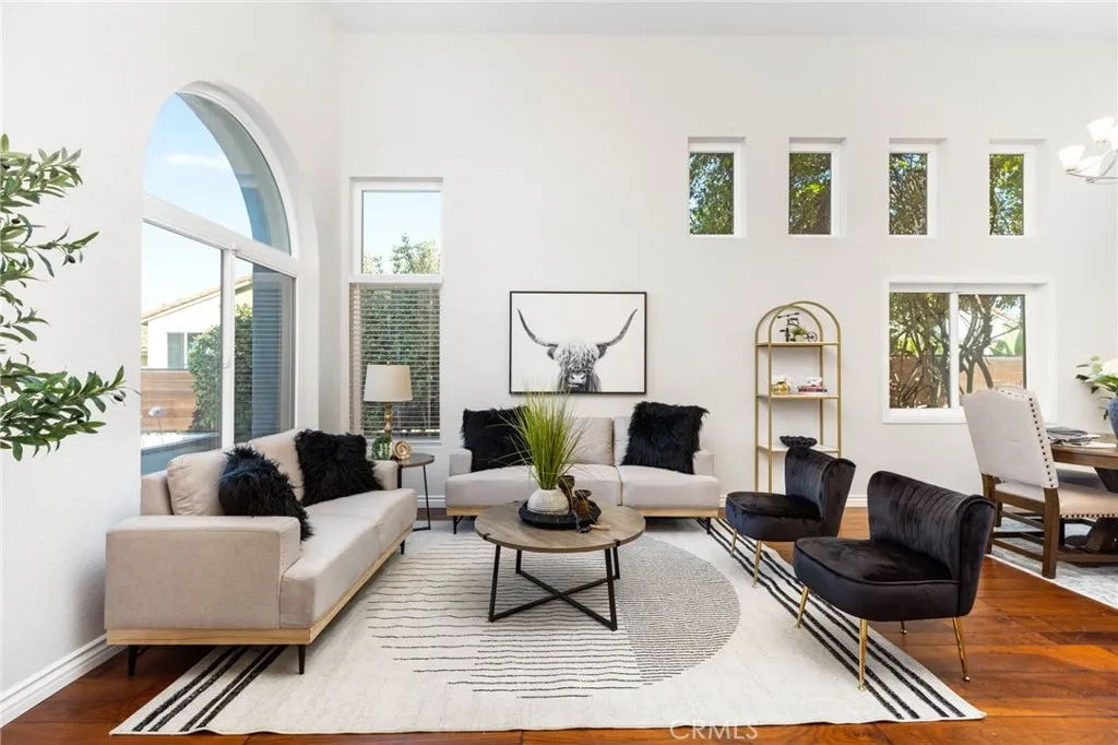 https://cdn.realtyfeed.com/cdn/127/306474408/770365b14062795d958b60bddae2db82.webp