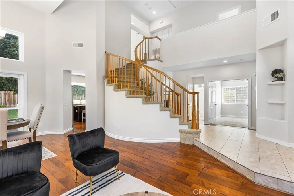 https://cdn.realtyfeed.com/cdn/127/306474408/817ea3258b99d92889a56fcf86177ba7.webp
