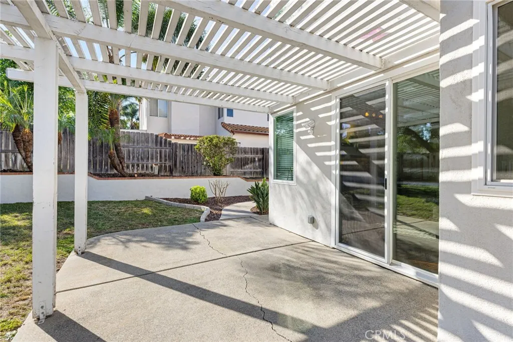 https://cdn.realtyfeed.com/cdn/127/306474408/8ca40e29331c28eed40b5ebef9c9a155.webp