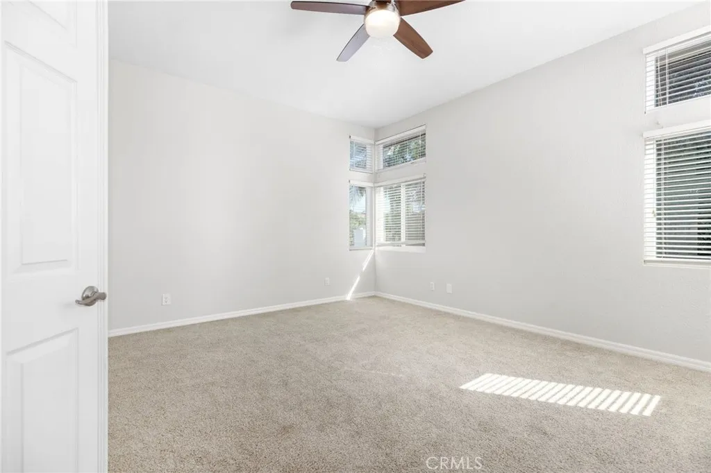 https://cdn.realtyfeed.com/cdn/127/306474408/ea89068027896b723baa75aeaa0920df.webp