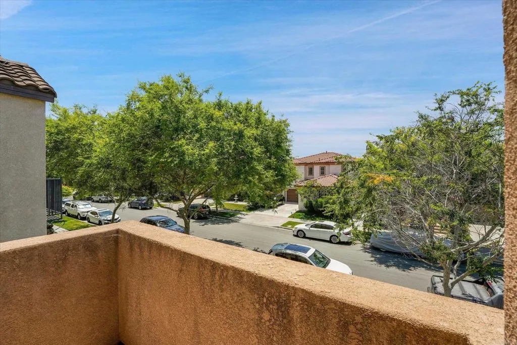 https://cdn.realtyfeed.com/cdn/127/306474485/52c09f5521f17a04c2154f41b0199f29.webp