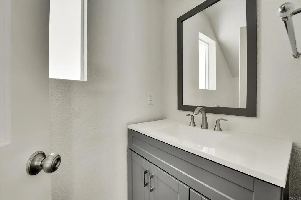 https://cdn.realtyfeed.com/cdn/127/306474485/5b4f2c7425e94e474207460bf4937871.webp