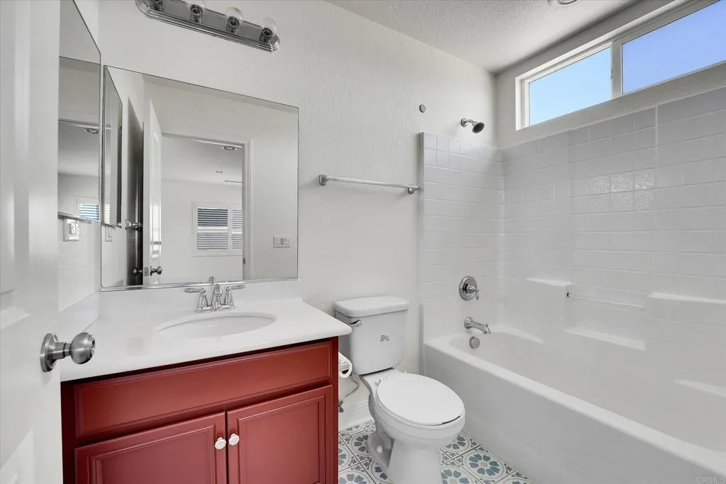 https://cdn.realtyfeed.com/cdn/127/306474485/9f4079b597cecce88e193d18df51e867.webp