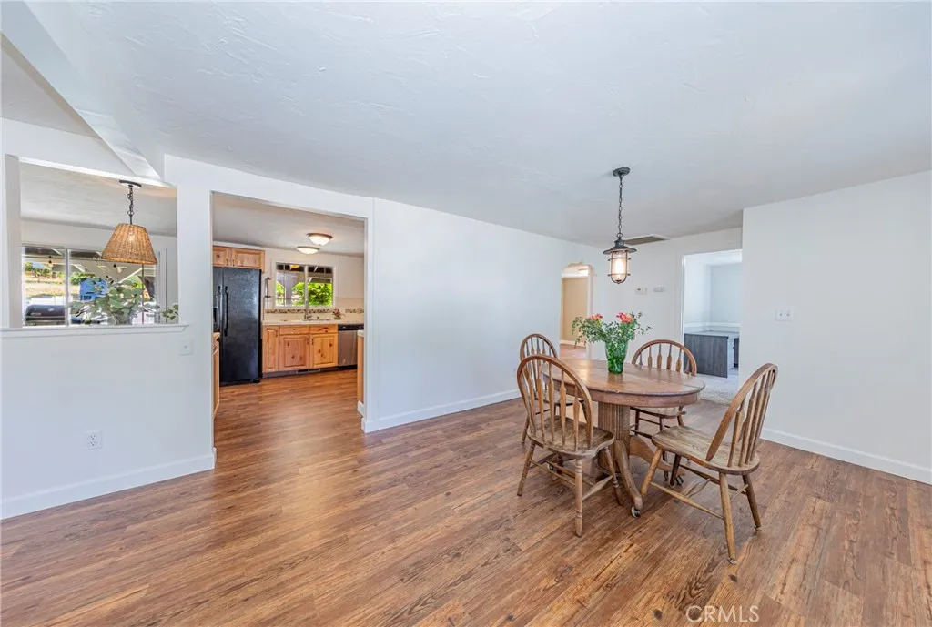 41092 Highway 49, Oakhurst, CA 93644 - Photo 5 of 31, Oakhurst, CA