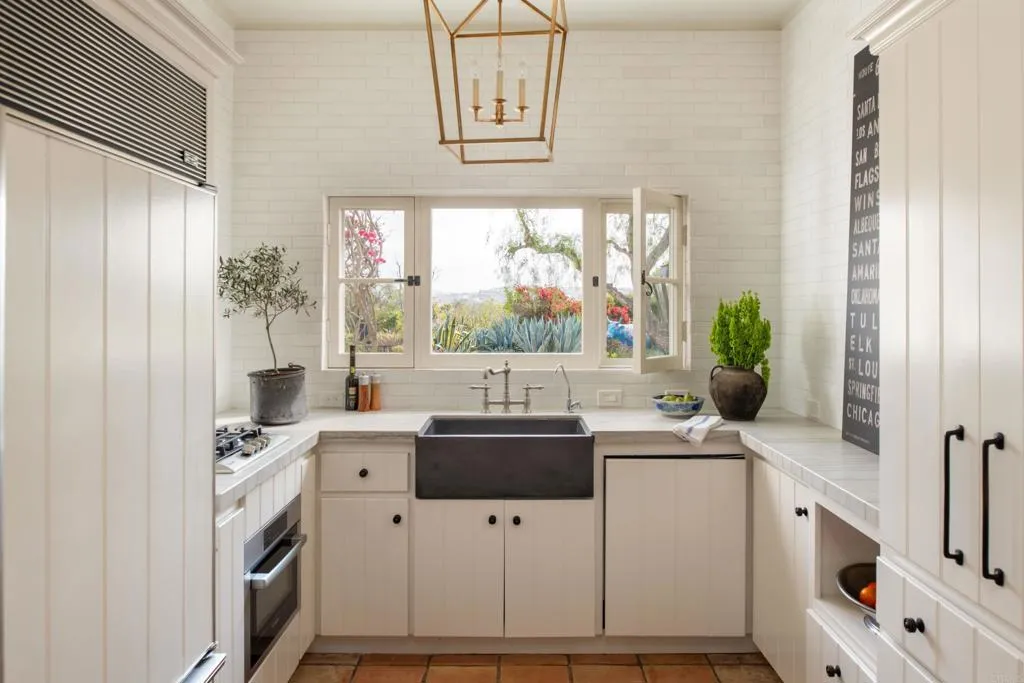 https://cdn.realtyfeed.com/cdn/127/306474530/c717d50c8d0aae35d72e9d23a0626613.webp