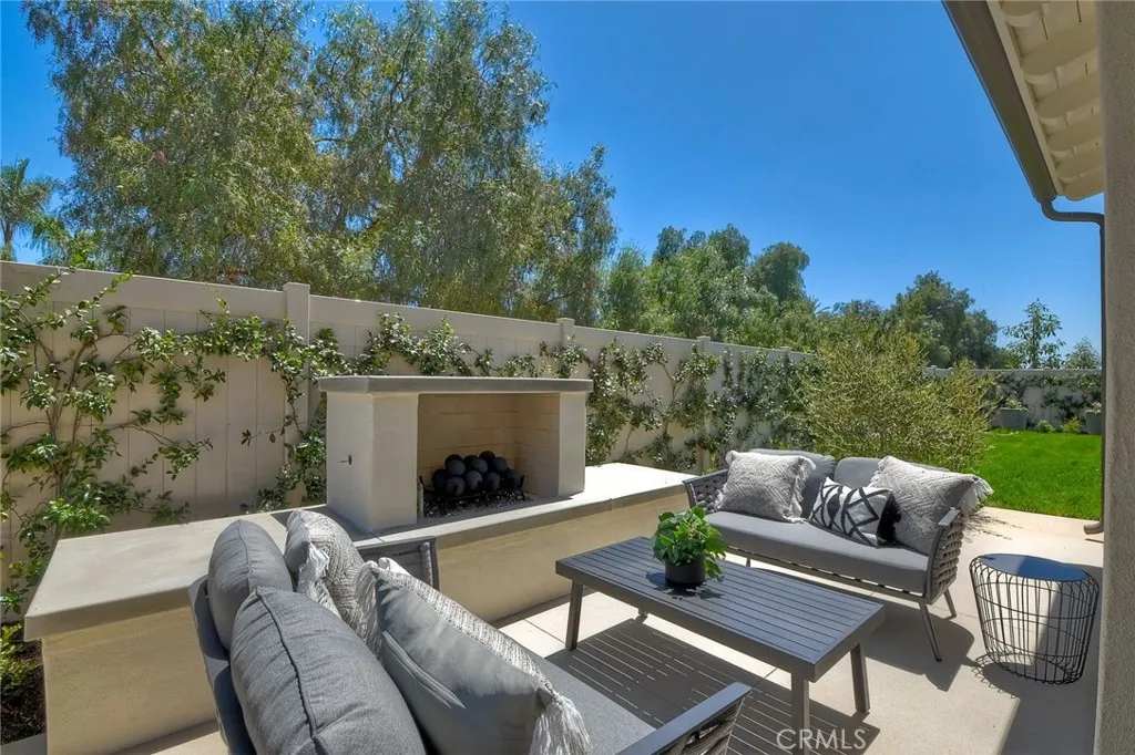 https://cdn.realtyfeed.com/cdn/127/306474571/d0cb8ffaae79adbc5aa1ce88ada54183.webp