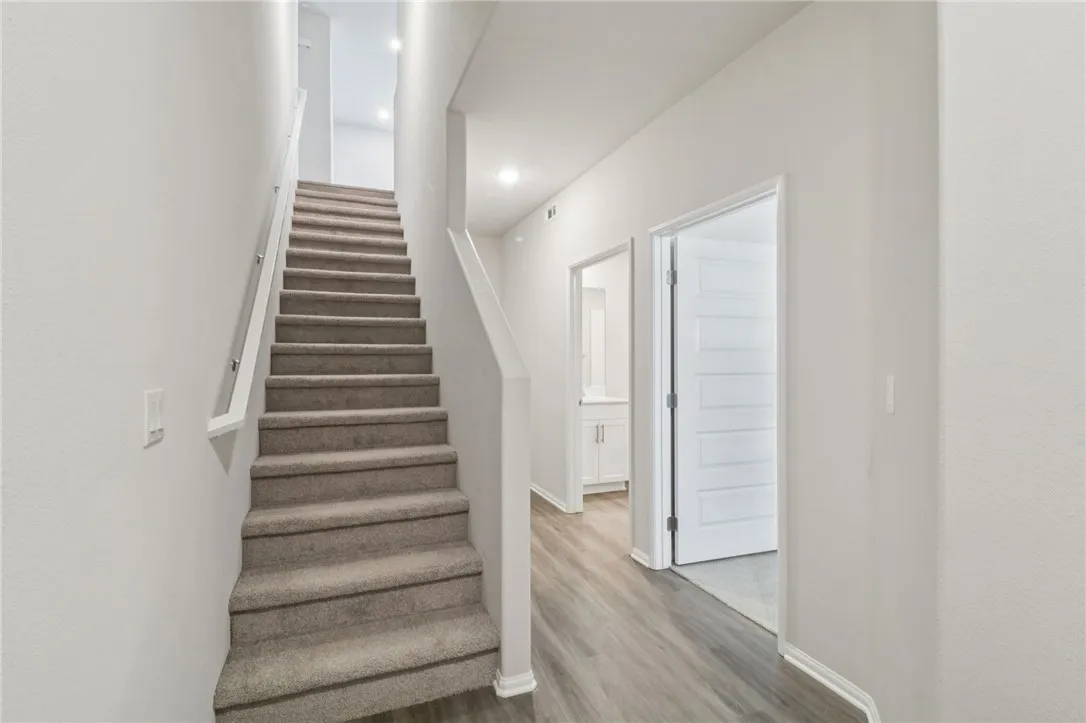 Photo #2: OC25137559 Listing 