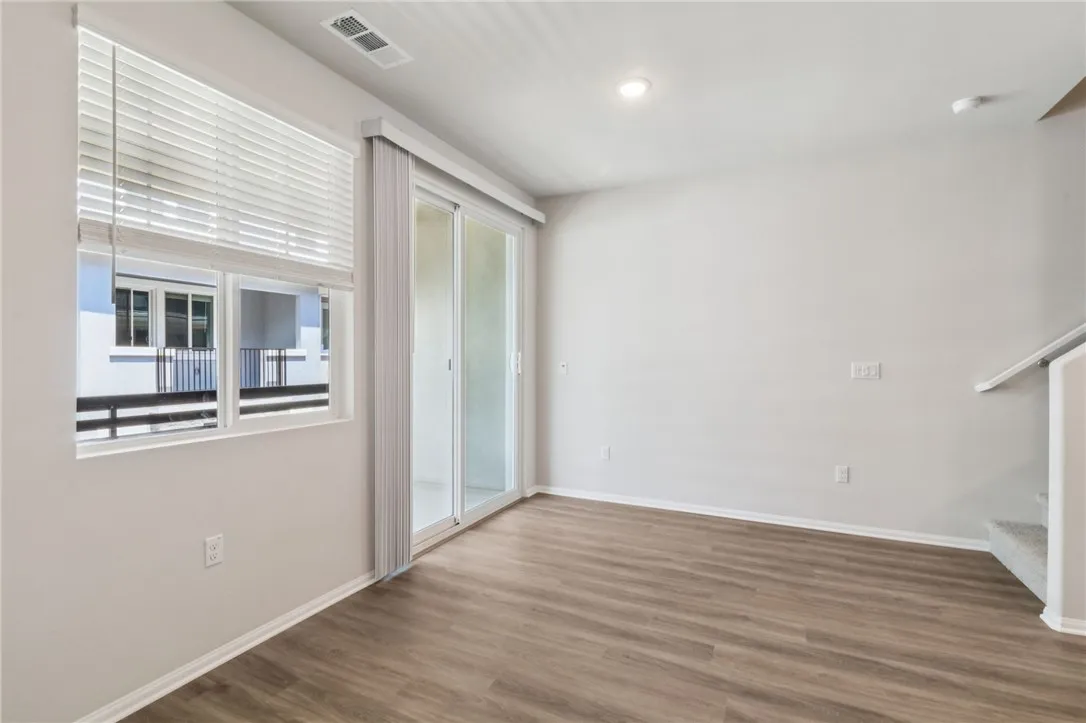 Photo #18: OC25137559 Listing: Photo #18