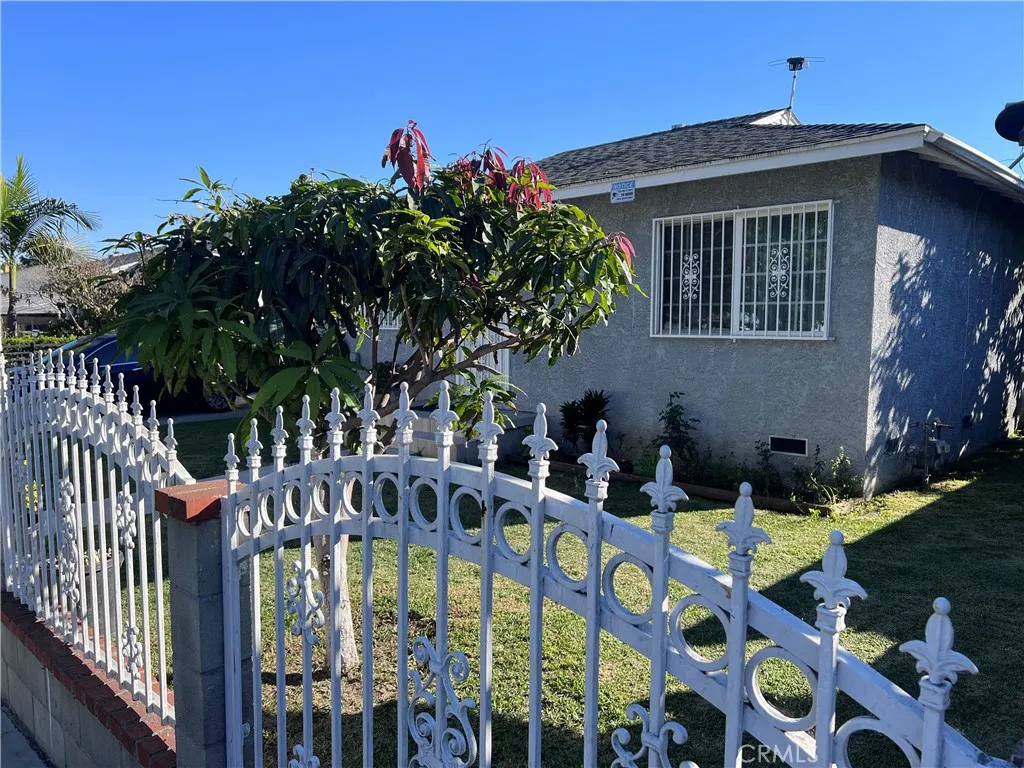 1222 E 103rd Street, Los Angeles, CA 90002 - Photo 4 of 61, Los Angeles, CA