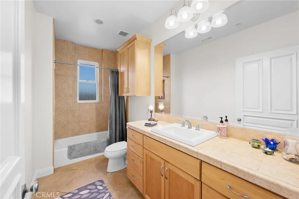 https://cdn.realtyfeed.com/cdn/127/306474739/07dd12d2631cb7d97e0b6bf801606938.webp