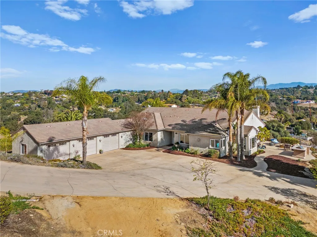 https://cdn.realtyfeed.com/cdn/127/306474739/28899871cdd7447900a2ff06a68f5fe9.webp