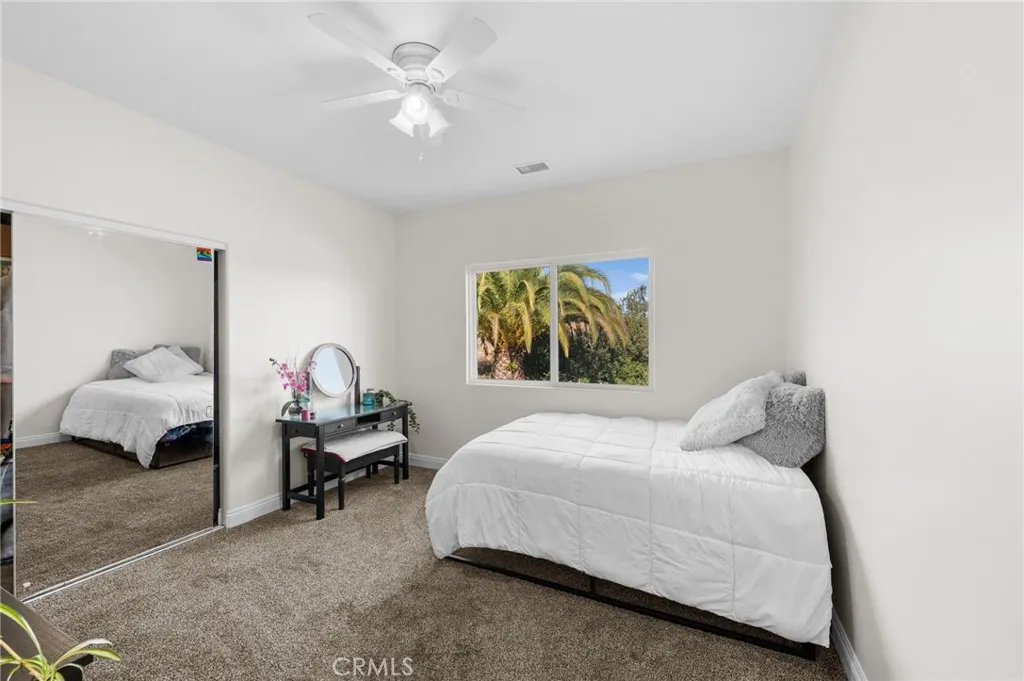 https://cdn.realtyfeed.com/cdn/127/306474739/5490e13c7fb14b3d9d54da8f9484629a.webp