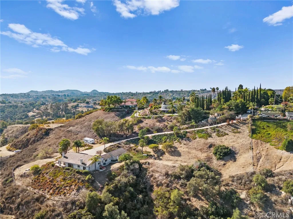 https://cdn.realtyfeed.com/cdn/127/306474739/56e2ebfdeb4b13a4047a630b9951afa8.webp