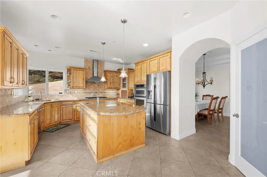 https://cdn.realtyfeed.com/cdn/127/306474739/cc015b27d89b337d2f94e69da848969b.webp