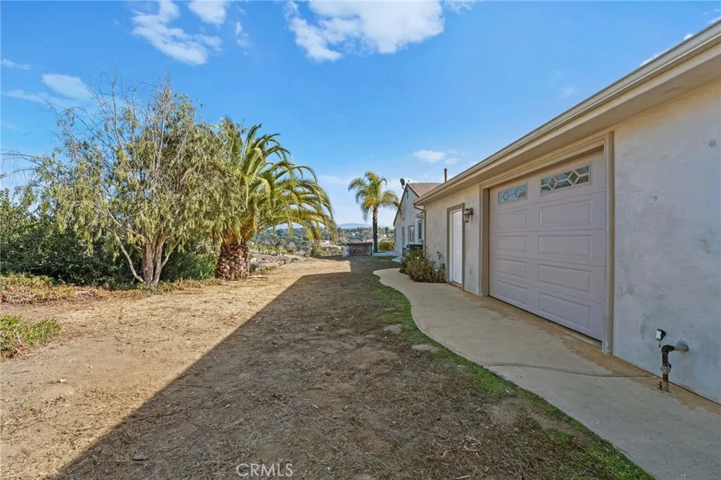 https://cdn.realtyfeed.com/cdn/127/306474739/fd45dbcd2dc34da28140068d47900b8e.webp