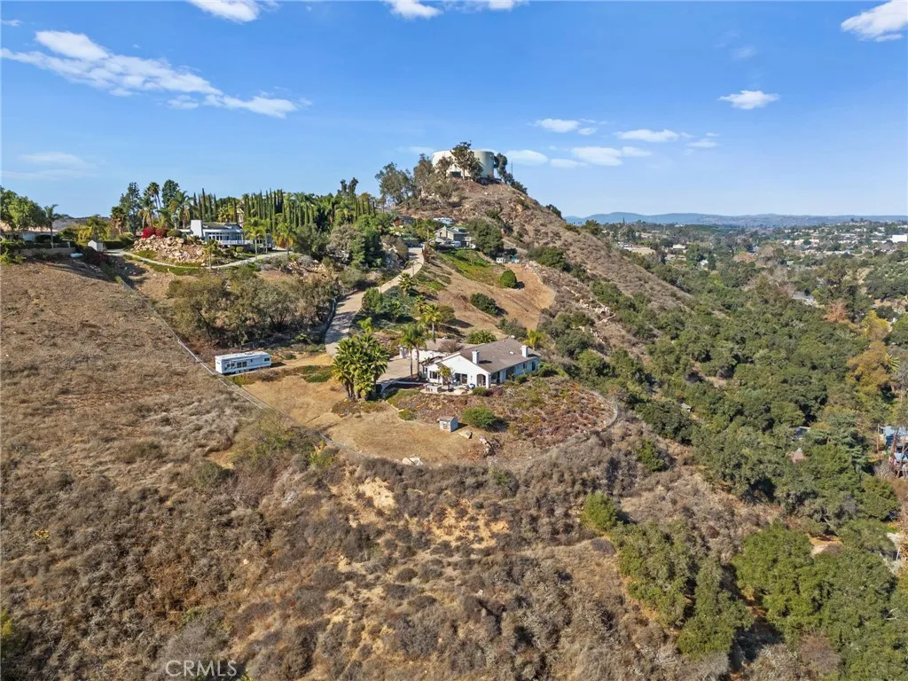 https://cdn.realtyfeed.com/cdn/127/306474739/fdb153741d1e7503375aa5dd2369adf3.webp