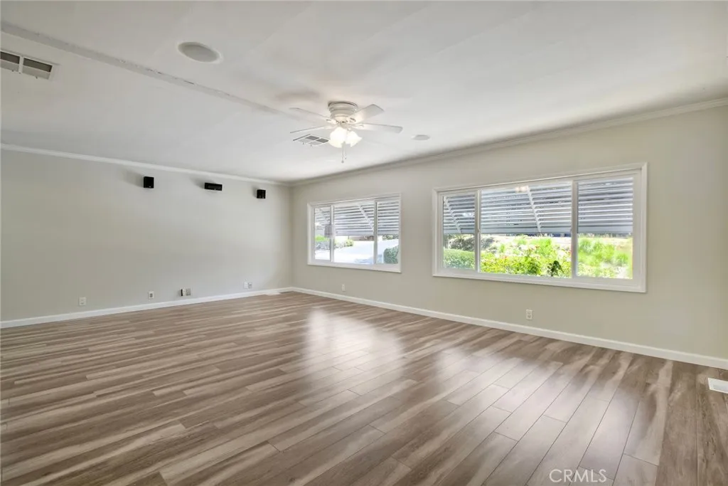 https://cdn.realtyfeed.com/cdn/127/306474740/027af11bde704cf7e129e6d8d793114d.webp
