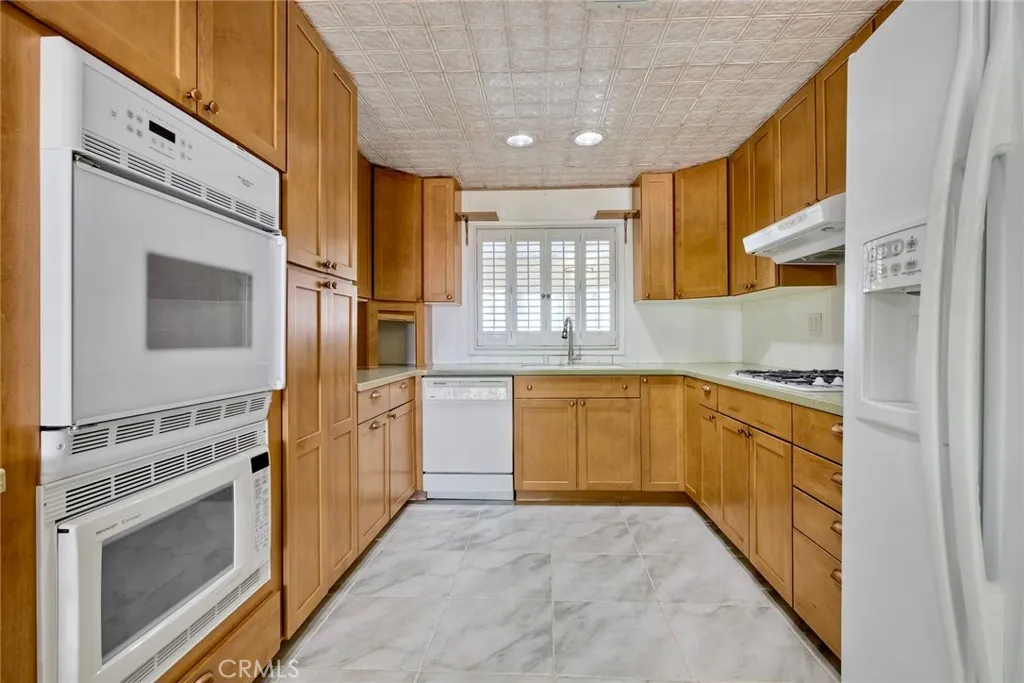 https://cdn.realtyfeed.com/cdn/127/306474740/668ca06dfaf40ffa3ec442af51c61f65.webp