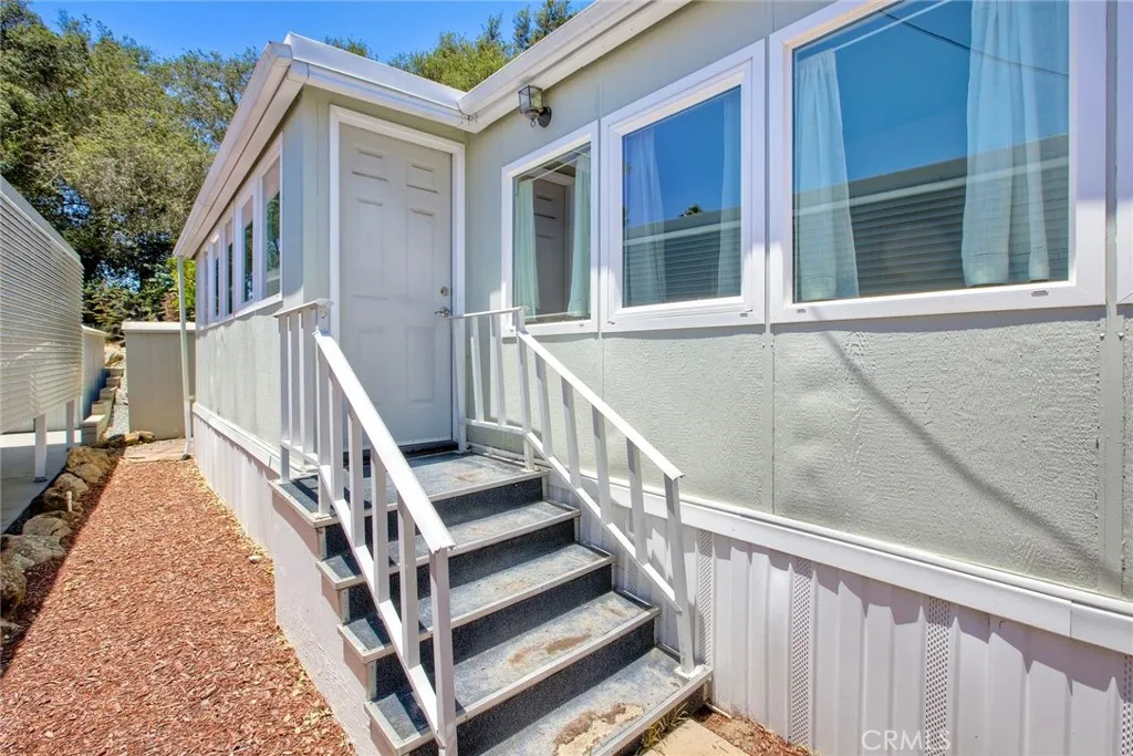 https://cdn.realtyfeed.com/cdn/127/306474740/aff18d3c39eed7519e9e17684039bc72.webp