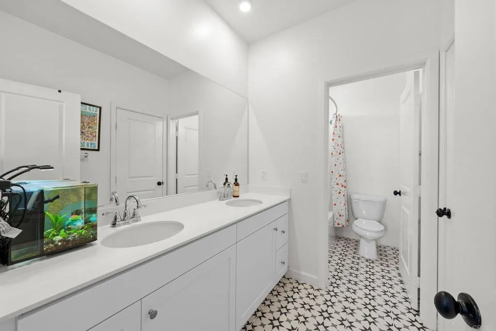 https://cdn.realtyfeed.com/cdn/127/306474790/bd91edb189b4938f4cb5afa231c3938c.webp