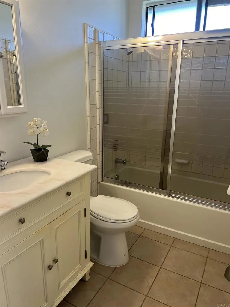 https://cdn.realtyfeed.com/cdn/127/306474874/f04d137cfea6df06ec53331fcdba6adb.webp