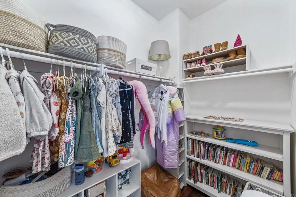 https://cdn.realtyfeed.com/cdn/127/306475130/161e3c6635d0e658ee976d194e6a36a1.webp