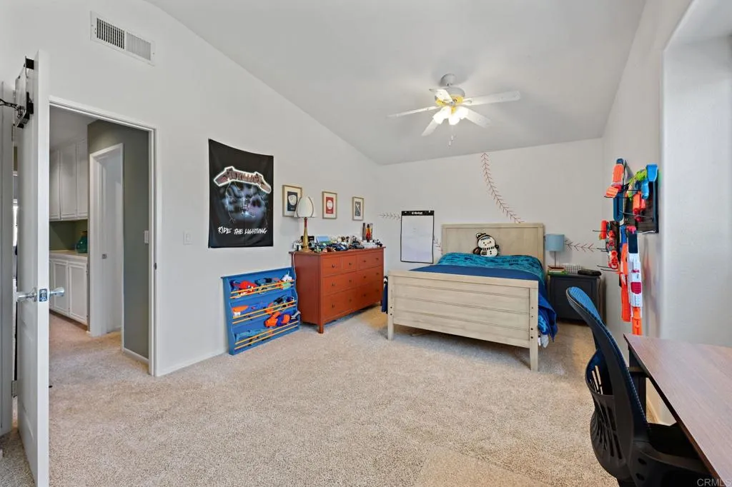 https://cdn.realtyfeed.com/cdn/127/306475142/46696e0dd88781742556442275bb58e4.webp