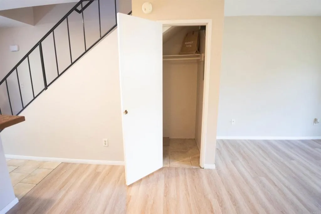 https://cdn.realtyfeed.com/cdn/127/306475148/122e1200af41428b40d3e31b66dc9022.webp
