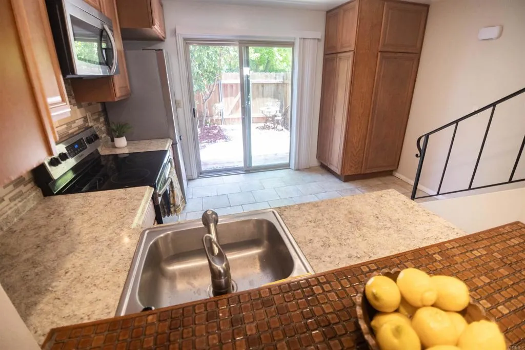 https://cdn.realtyfeed.com/cdn/127/306475148/5f88b196527622565710d3ad70fd5736.webp