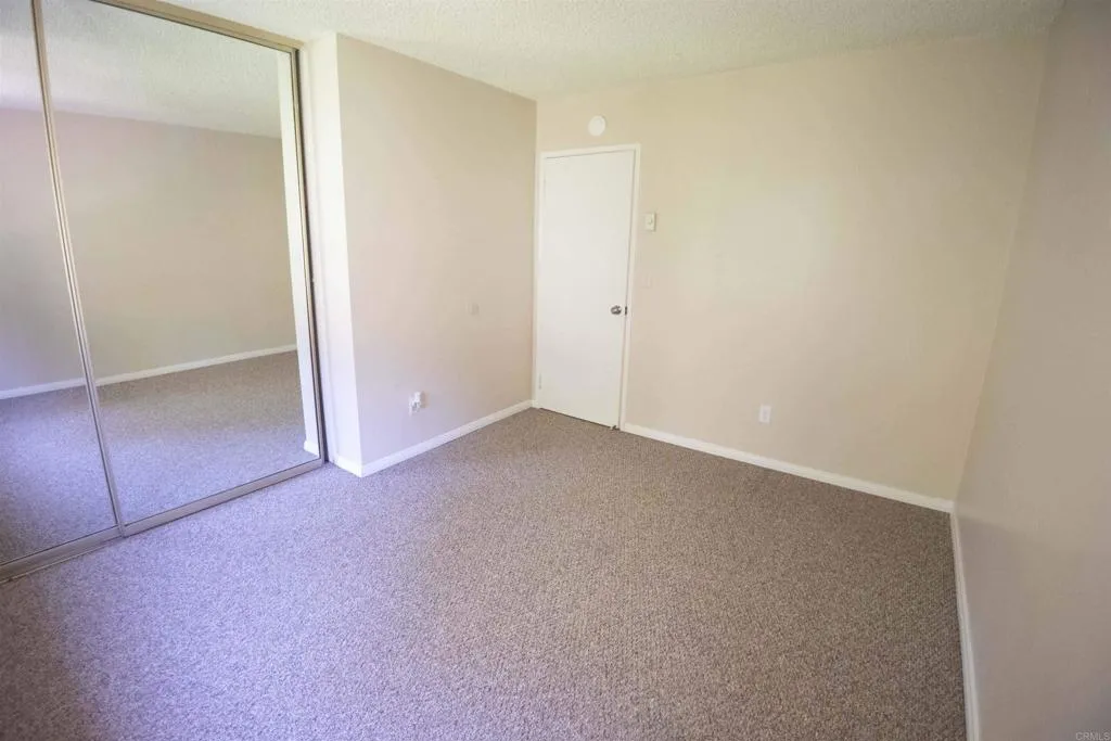 https://cdn.realtyfeed.com/cdn/127/306475148/abe230e74512d8b32cfa6e6949e6087c.webp