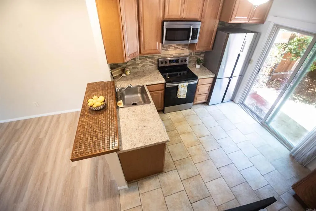 https://cdn.realtyfeed.com/cdn/127/306475148/b6e78fc26ada72760c61e5edb82c70d2.webp