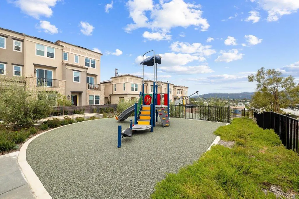Photo #39: PTP2504694 Listing: Photo #39
